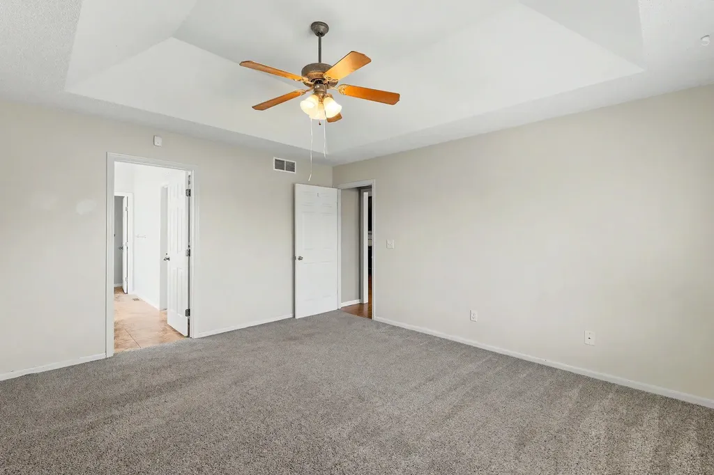 606 E Woodstone Court Andover KS 67002