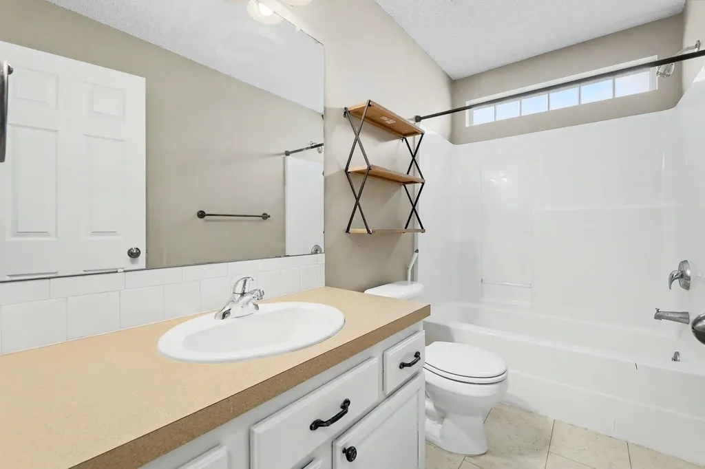 606 E Woodstone Court Andover KS 67002