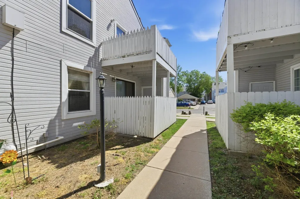 1717 S Cypress Street Wichita KS 67207