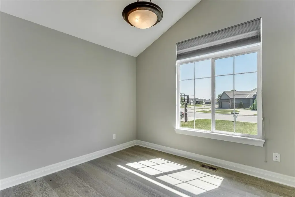 2817 N Woodridge Wichita KS 67226