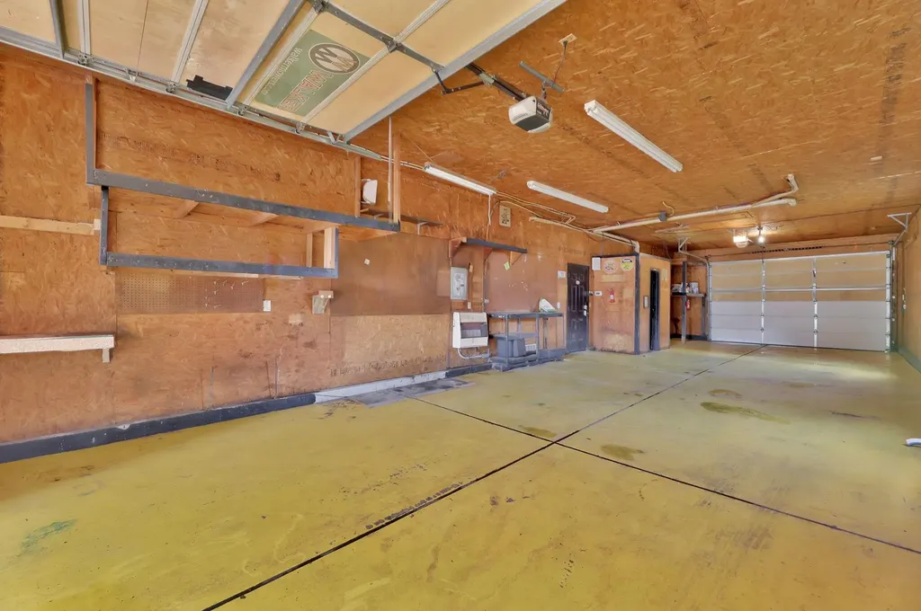 15811 W Mccormick Goddard KS 67052