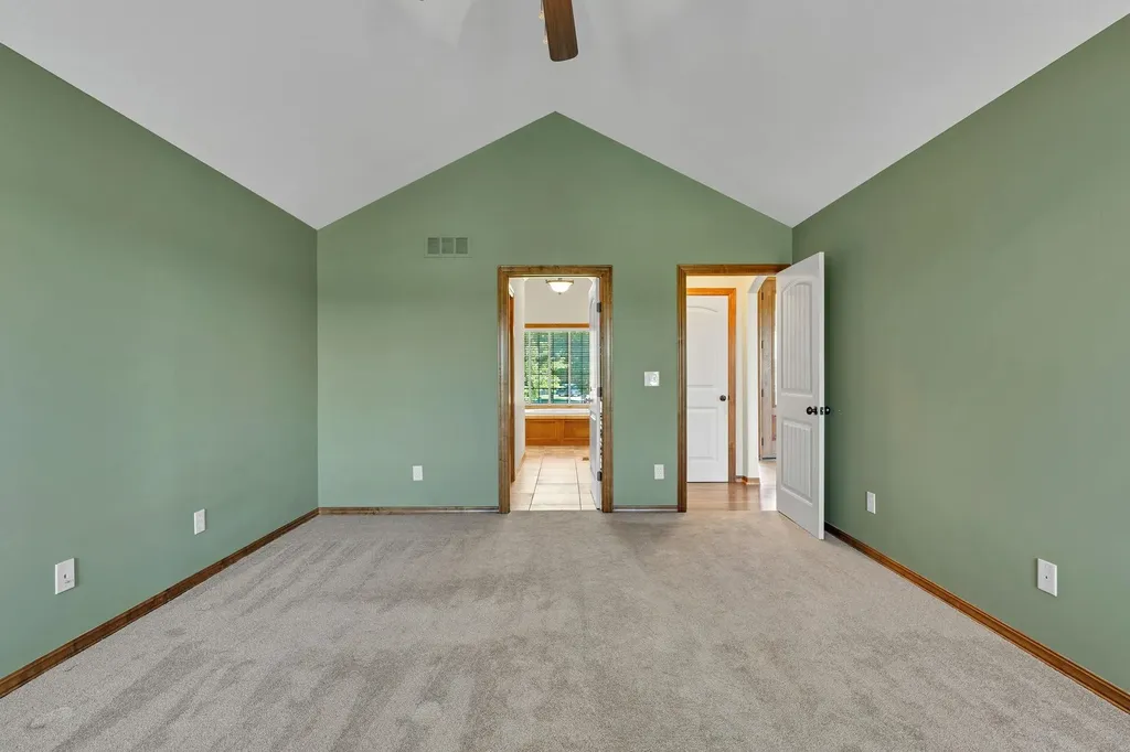 3045 Willow Creek Rose Hill KS 67133