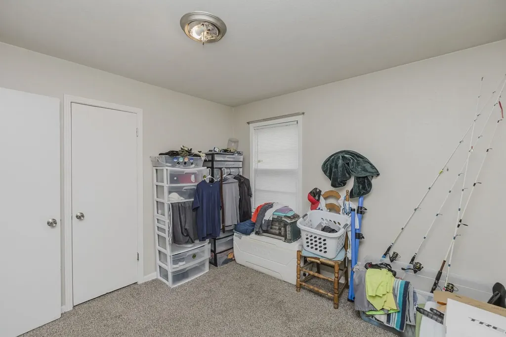 3250 S Downtain Wichita KS 67217