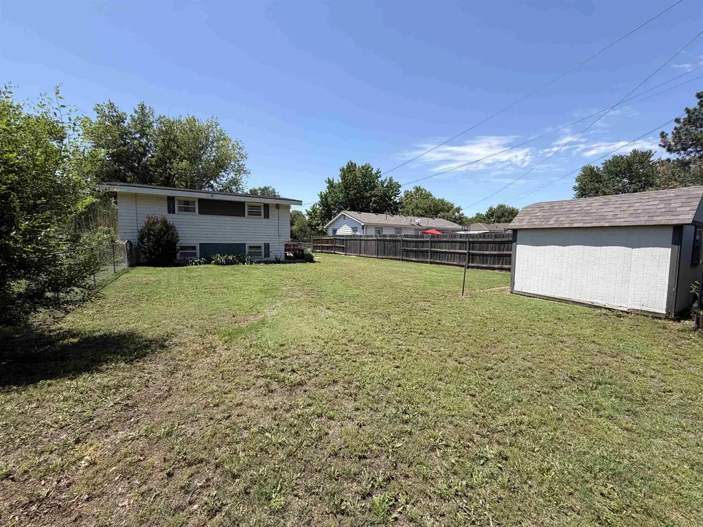 3706 W 19th Street N Wichita KS 67203