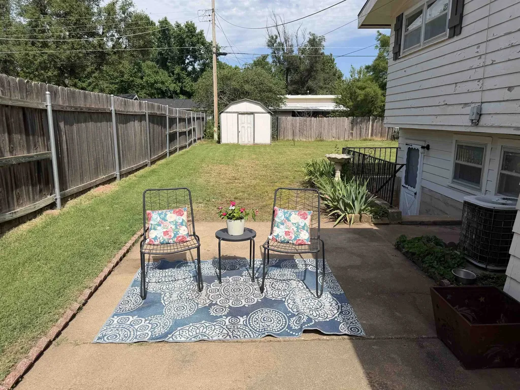 3706 W 19th Street N Wichita KS 67203