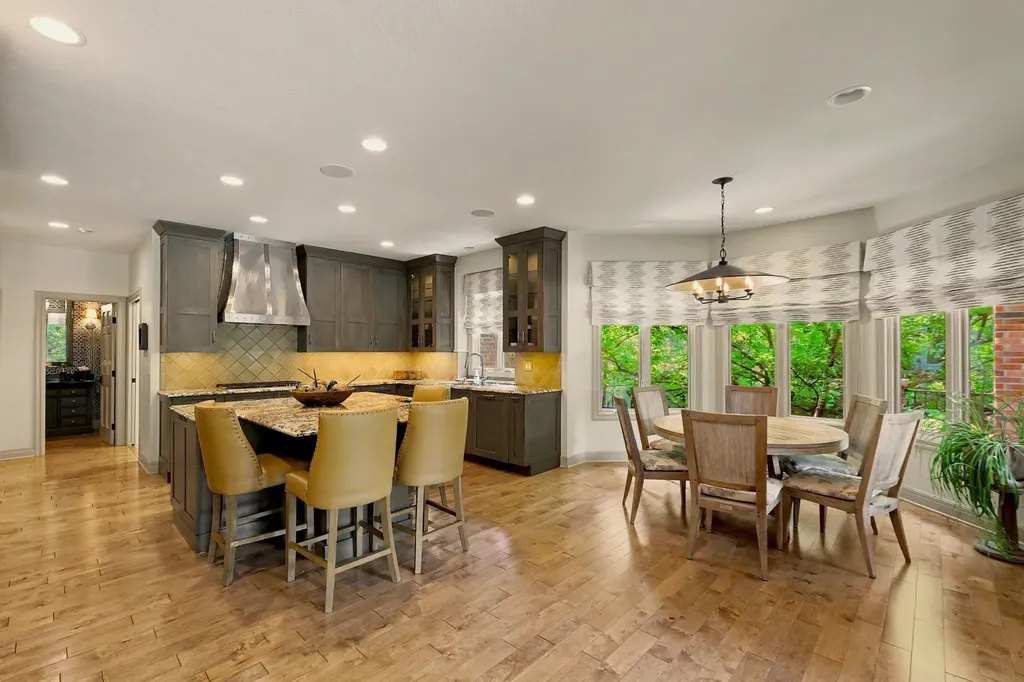 8304 E Bridlewood Wichita KS 67206