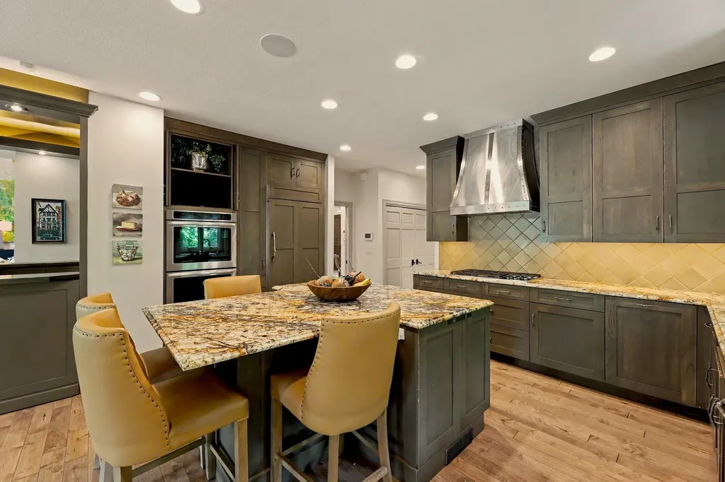 8304 E Bridlewood Wichita KS 67206