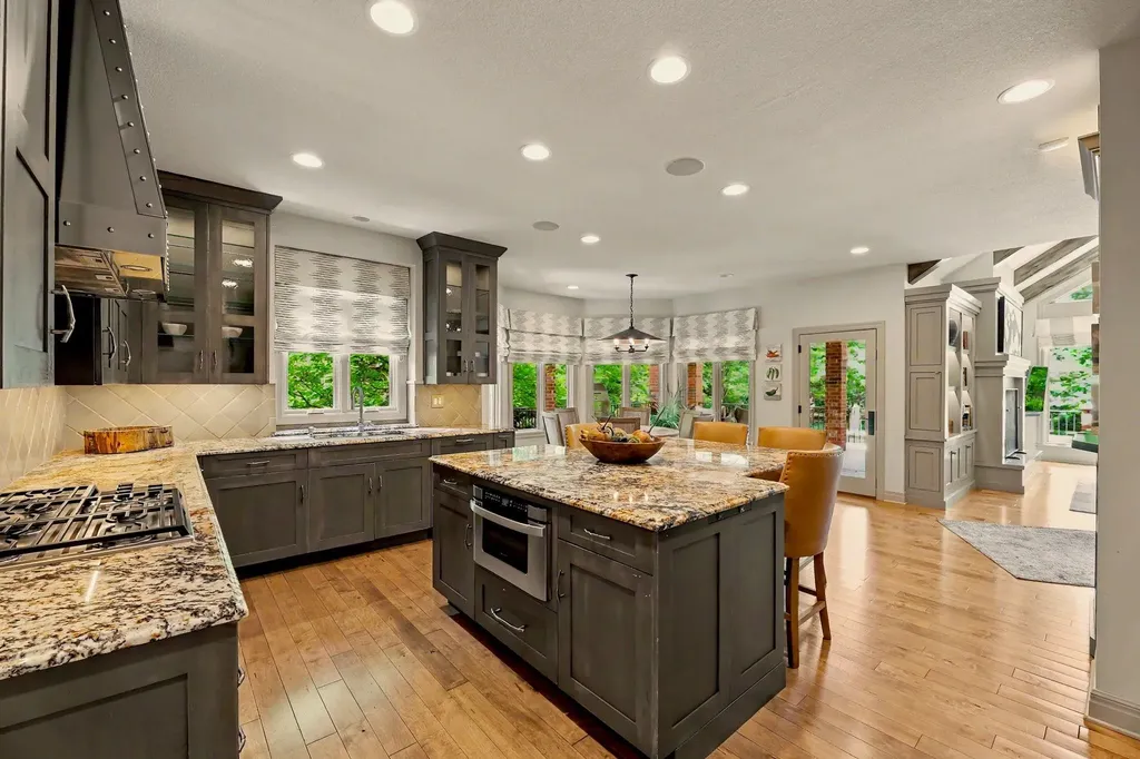 8304 E Bridlewood Wichita KS 67206