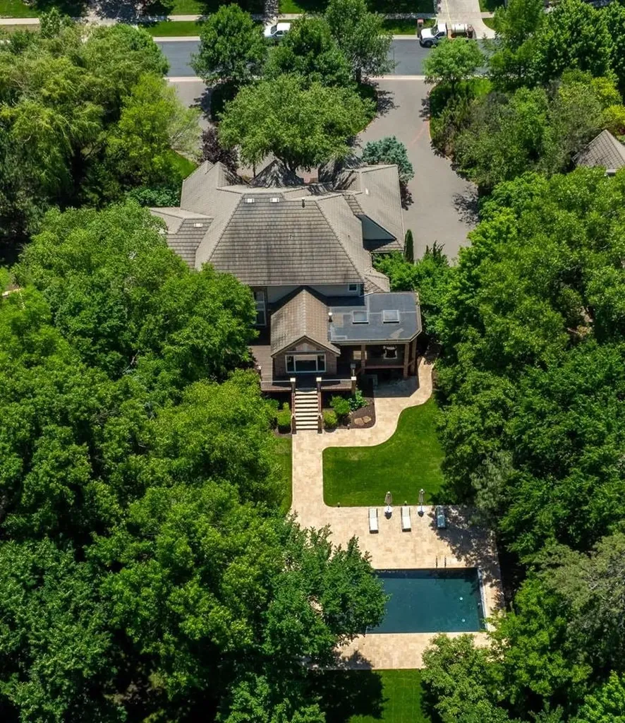 8304 E Bridlewood Wichita KS 67206