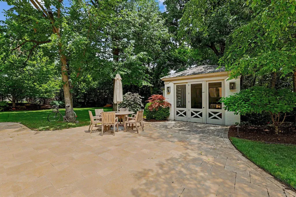 8304 E Bridlewood Wichita KS 67206