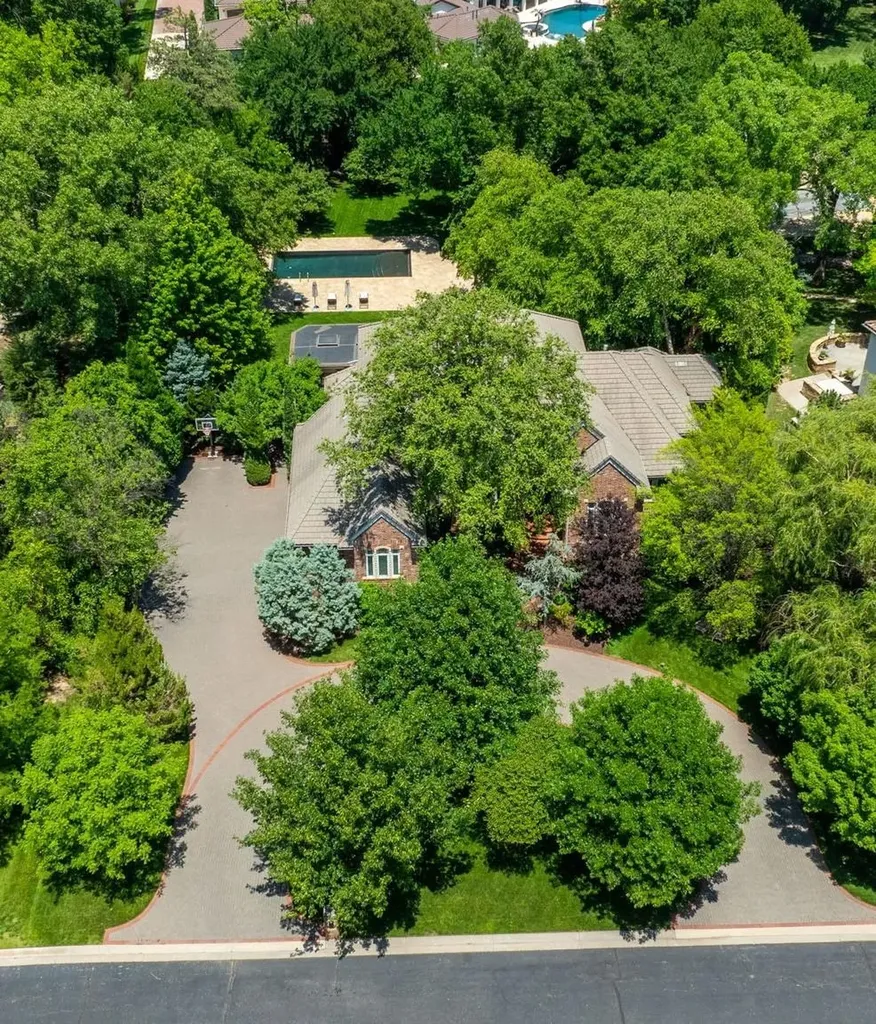 8304 E Bridlewood Wichita KS 67206