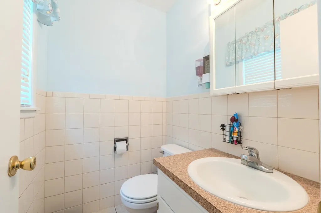 804 E English Court Derby KS 67037