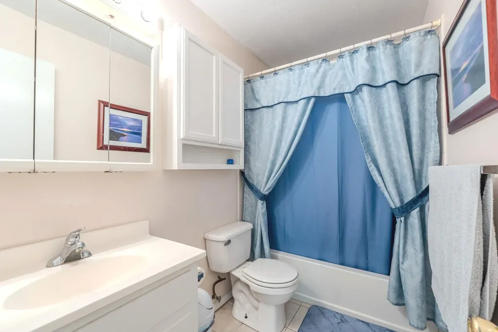 804 E English Court Derby KS 67037