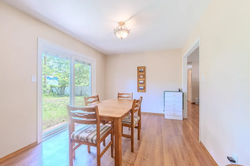 804 E English Court Derby KS 67037