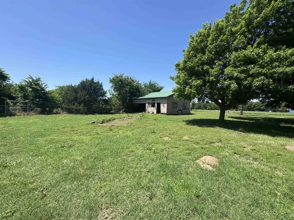 5601 252nd Arkansas City KS 67005