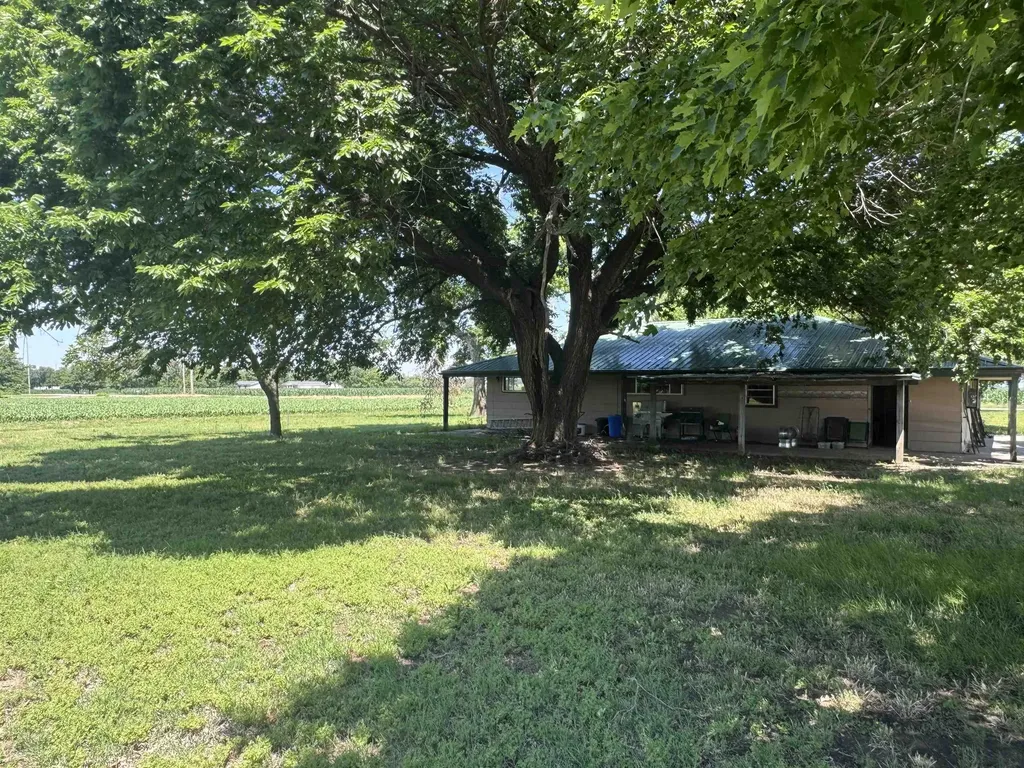 5601 252nd Arkansas City KS 67005