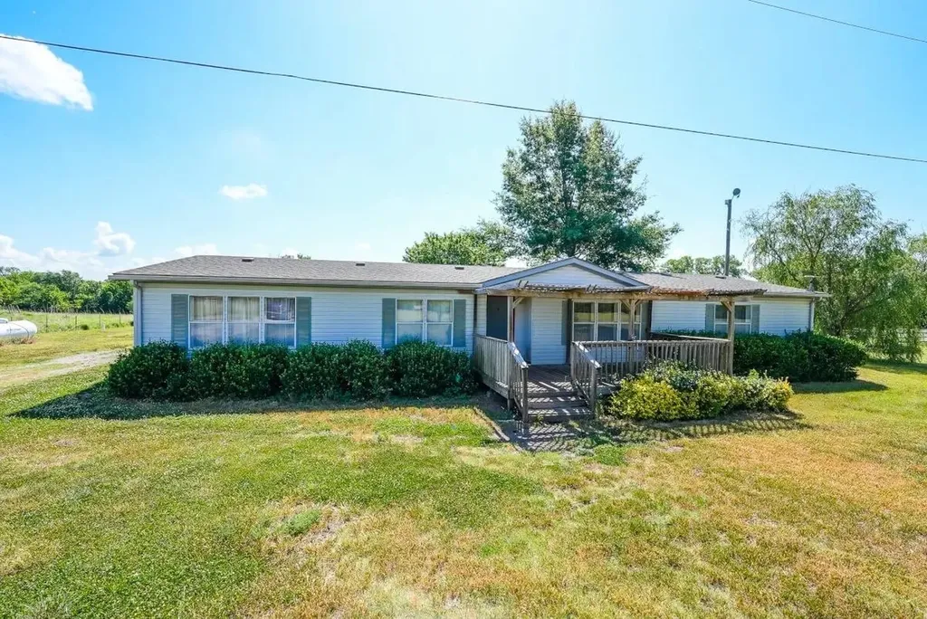 18156 SW Tawakoni Road Rose Hill KS 67133