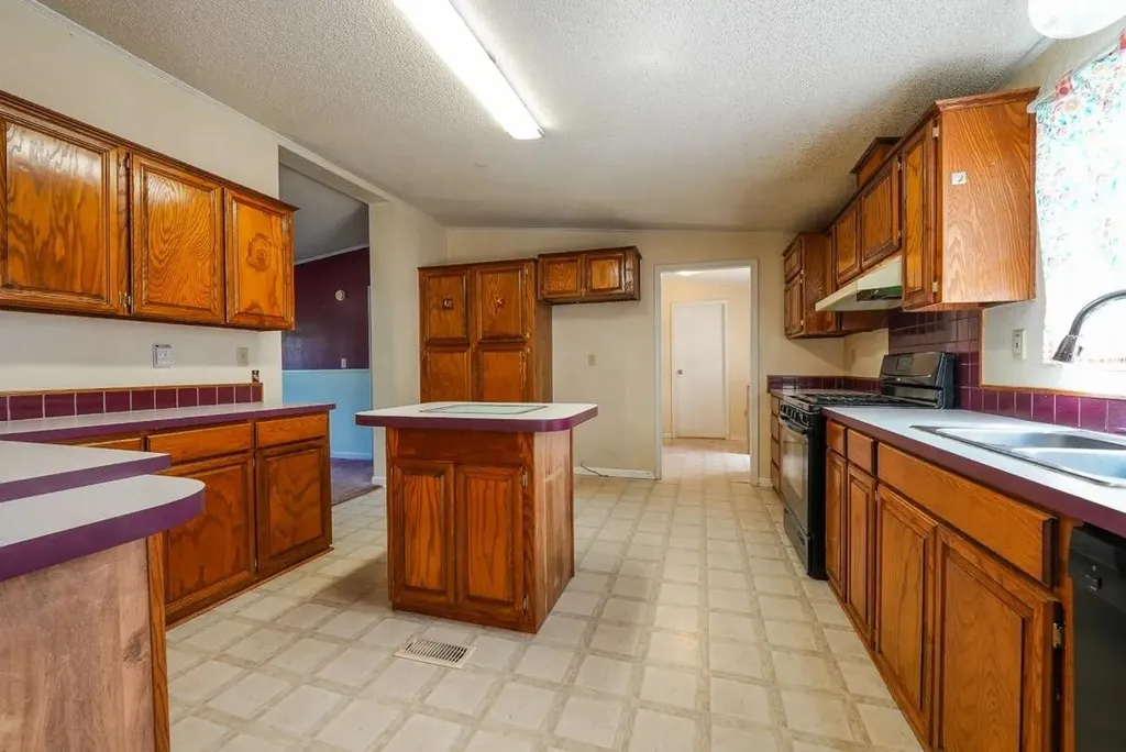 18156 SW Tawakoni Road Rose Hill KS 67133