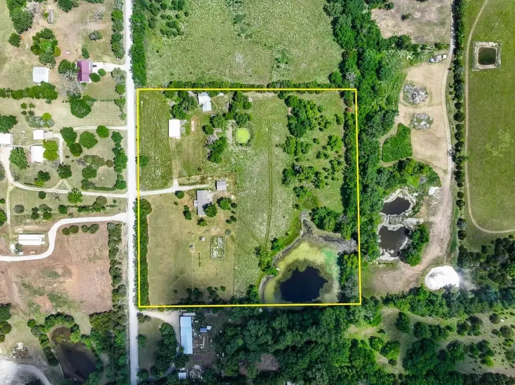 18156 SW Tawakoni Road Rose Hill KS 67133