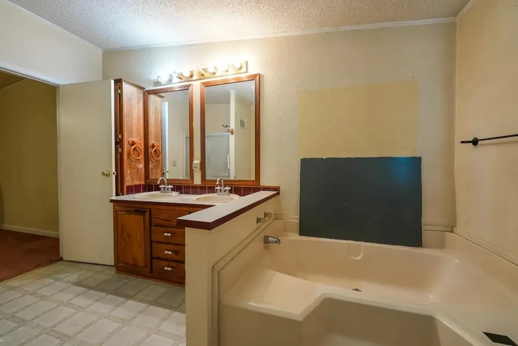 18156 SW Tawakoni Road Rose Hill KS 67133