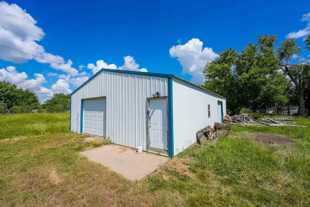 18156 SW Tawakoni Road Rose Hill KS 67133