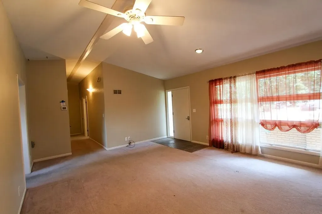 4 Cedar Drive Newton KS 67114