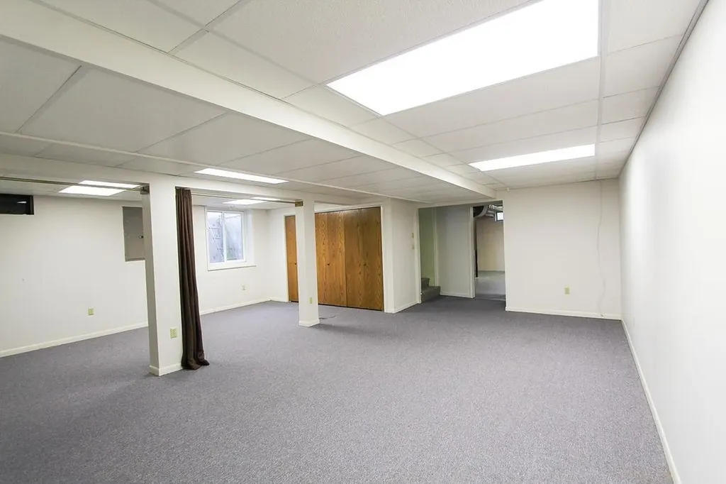 4 Cedar Drive Newton KS 67114