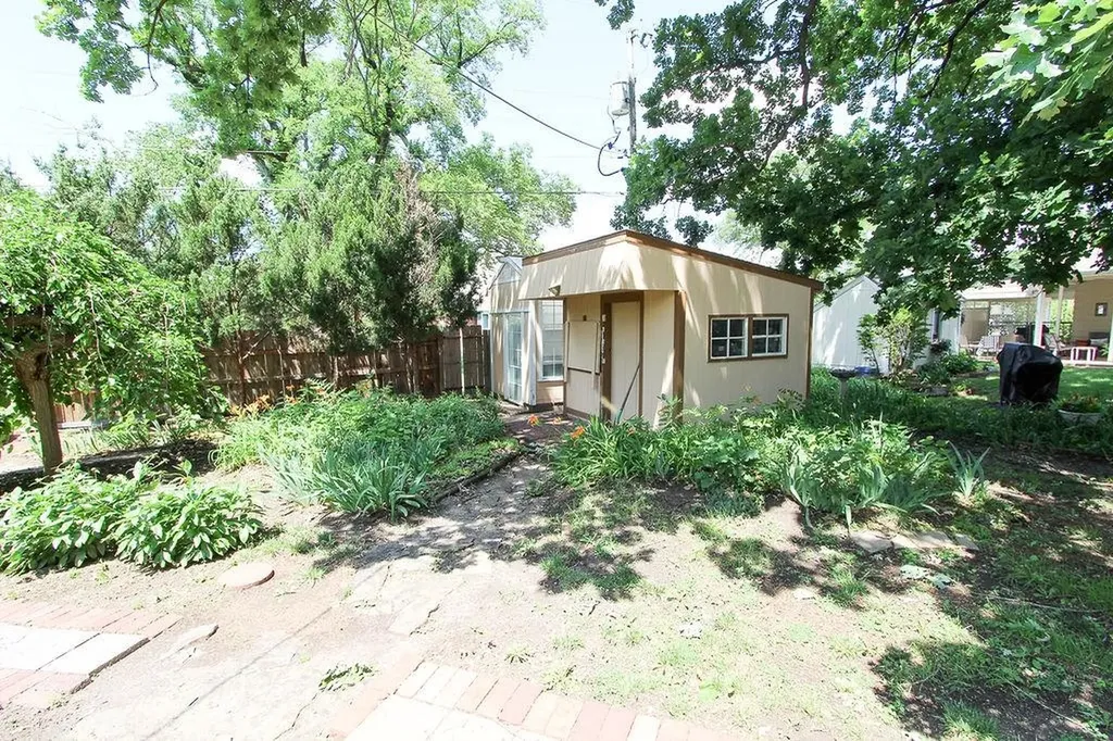 4 Cedar Drive Newton KS 67114