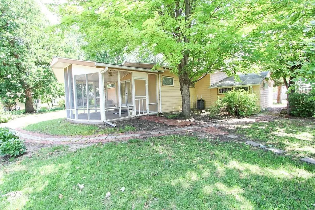 4 Cedar Drive Newton KS 67114