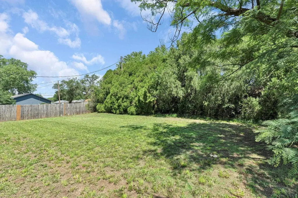152 W Wallace Street Kingman KS 67068