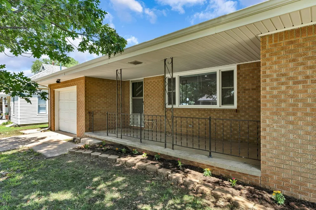 152 W Wallace Street Kingman KS 67068
