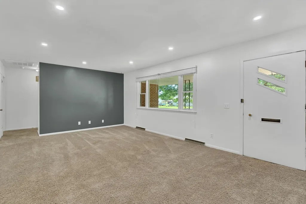 152 W Wallace Street Kingman KS 67068