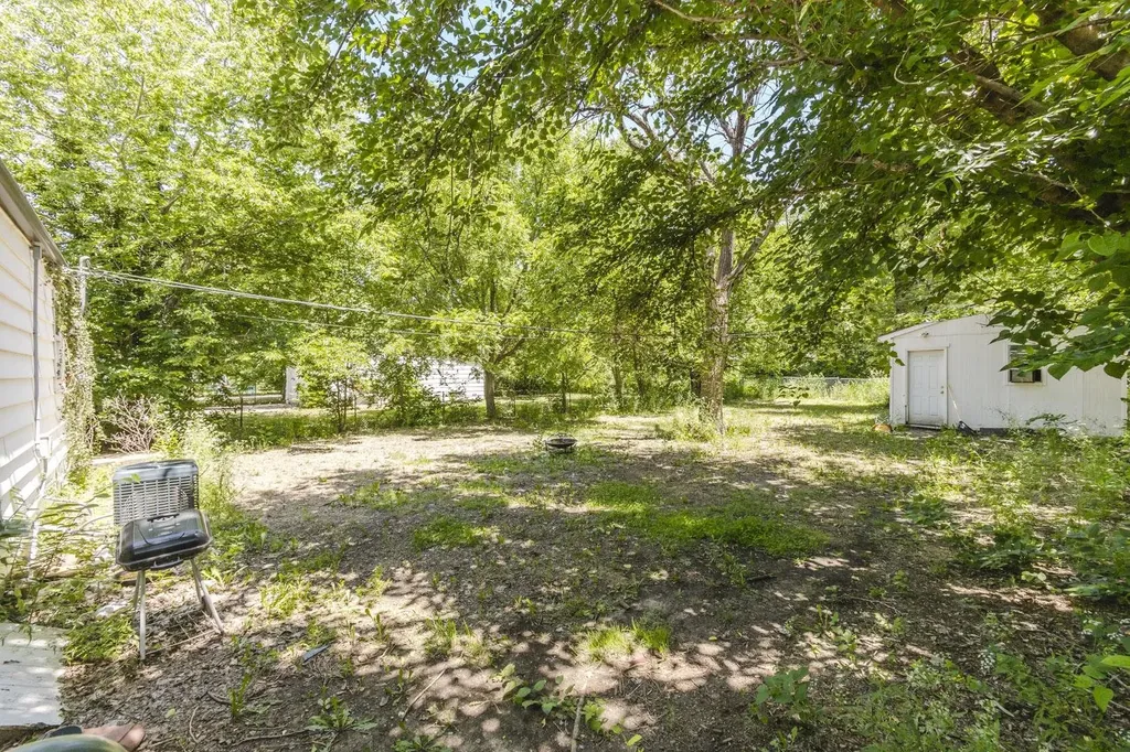1648 S Millwood Wichita KS 67213