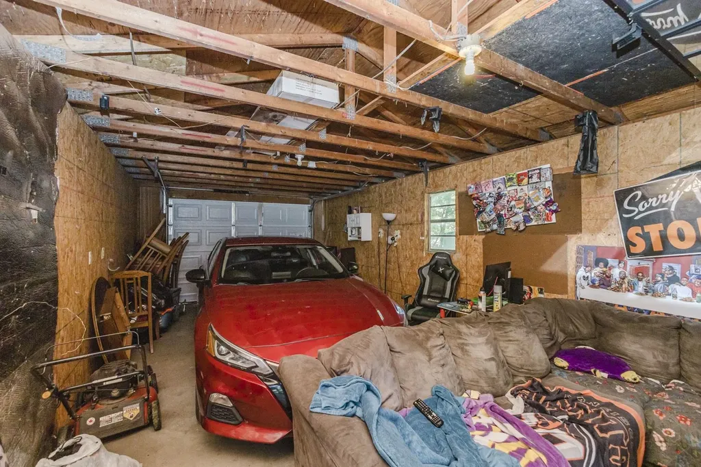 1648 S Millwood Wichita KS 67213