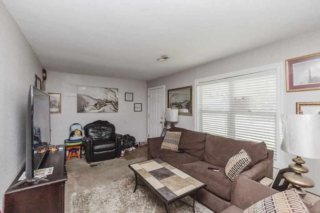 1648 S Millwood Wichita KS 67213