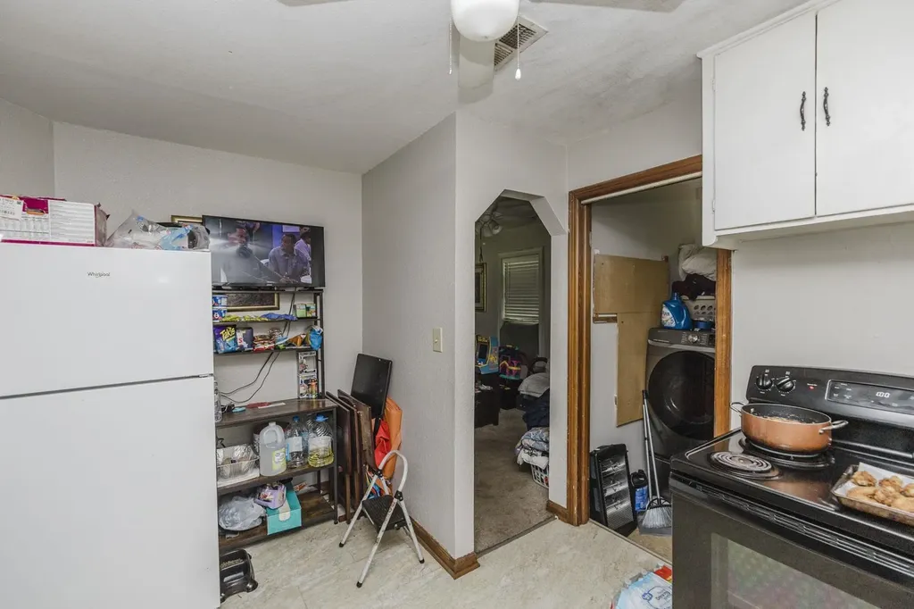 1648 S Millwood Wichita KS 67213