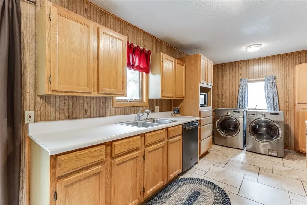 1409 E Georgia Wichita KS 67217