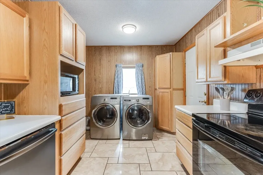 1409 E Georgia Wichita KS 67217