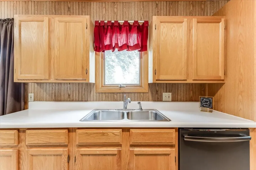 1409 E Georgia Wichita KS 67217