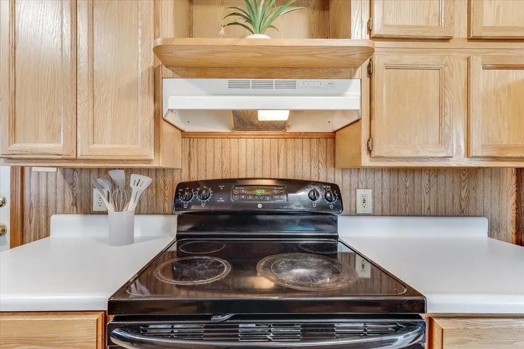 1409 E Georgia Wichita KS 67217
