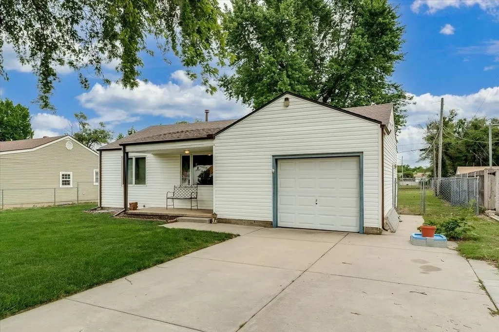 1409 E Georgia Wichita KS 67217