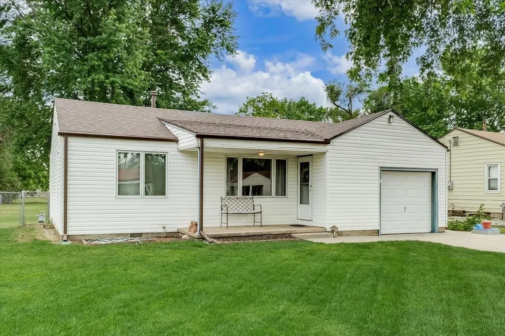 1409 E Georgia Wichita KS 67217
