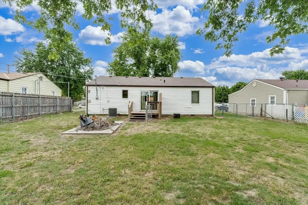1409 E Georgia Wichita KS 67217