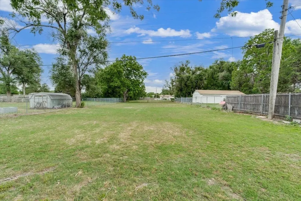 1409 E Georgia Wichita KS 67217
