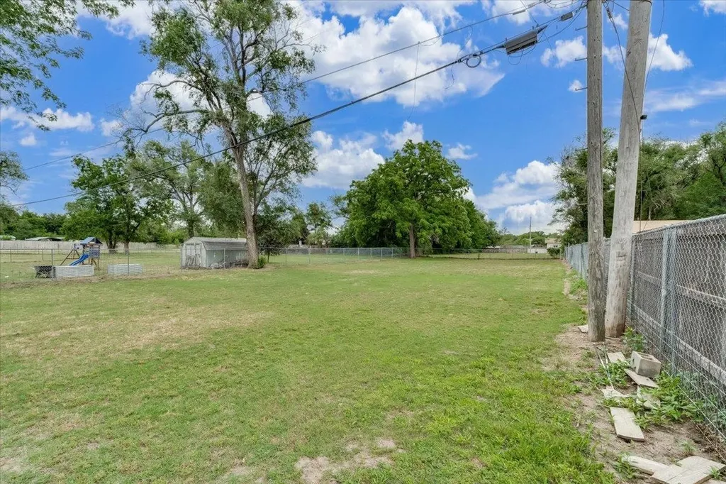 1409 E Georgia Wichita KS 67217