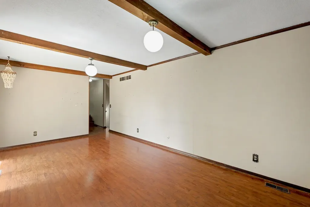 1400 S Todd Place Wichita KS 67207