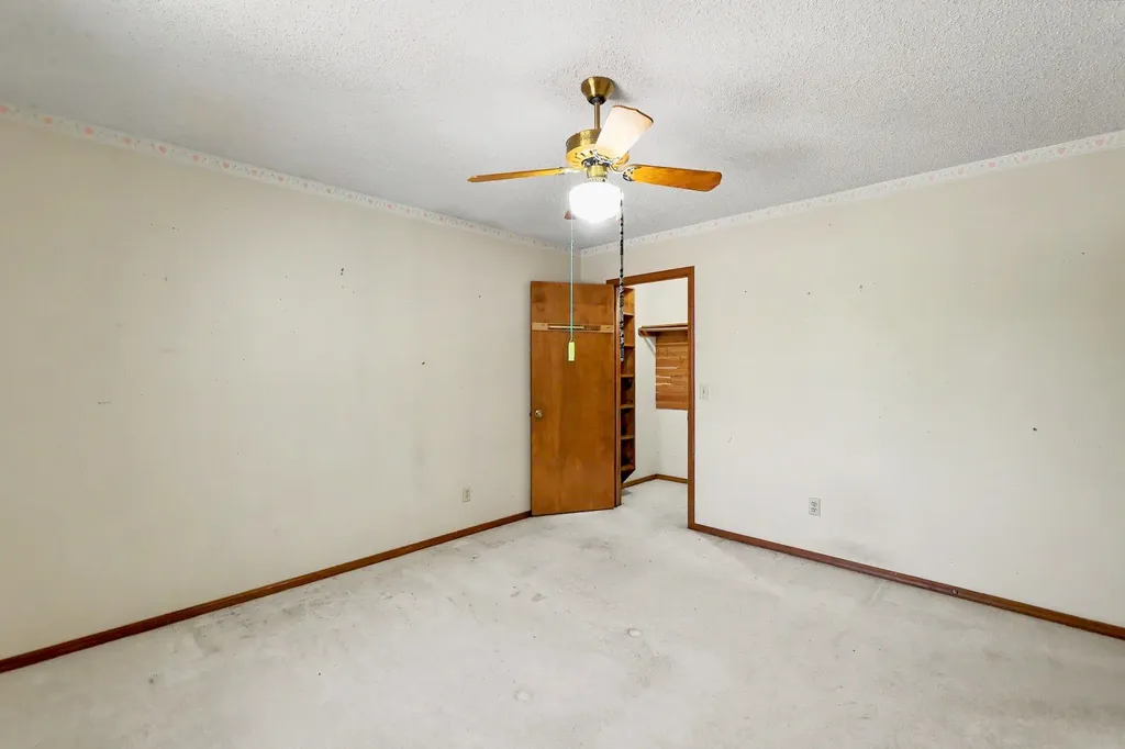 1400 S Todd Place Wichita KS 67207