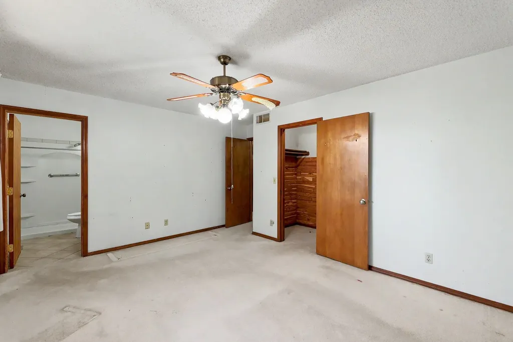 1400 S Todd Place Wichita KS 67207
