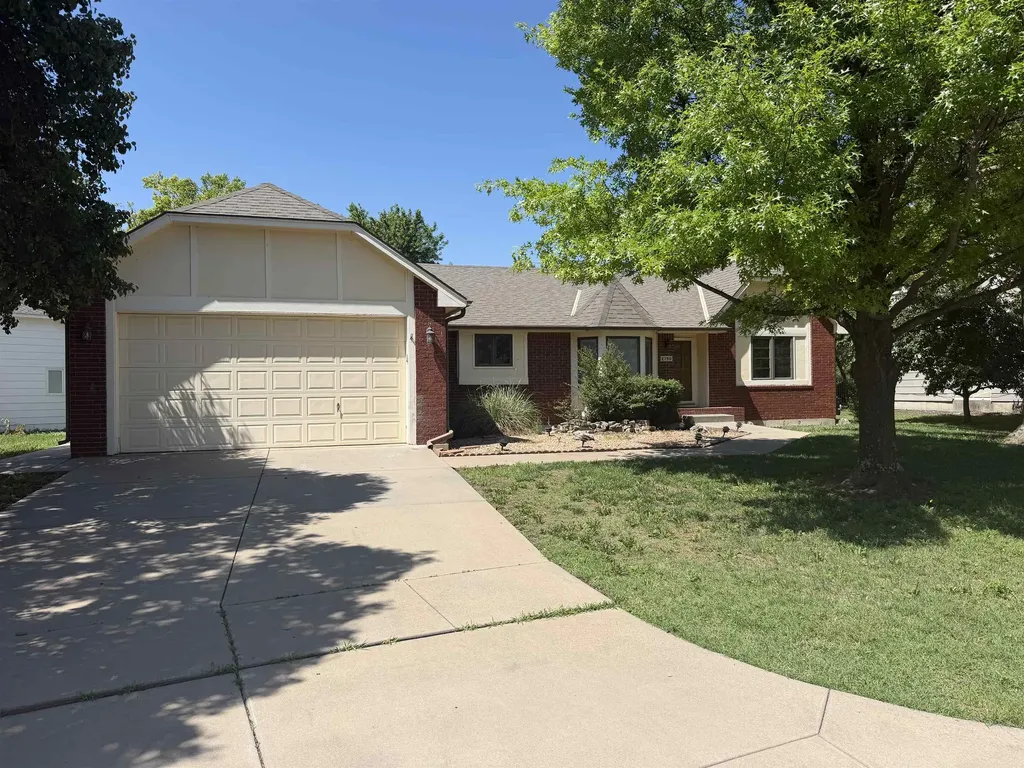Wichita KS, 2750 N Rushwood Street