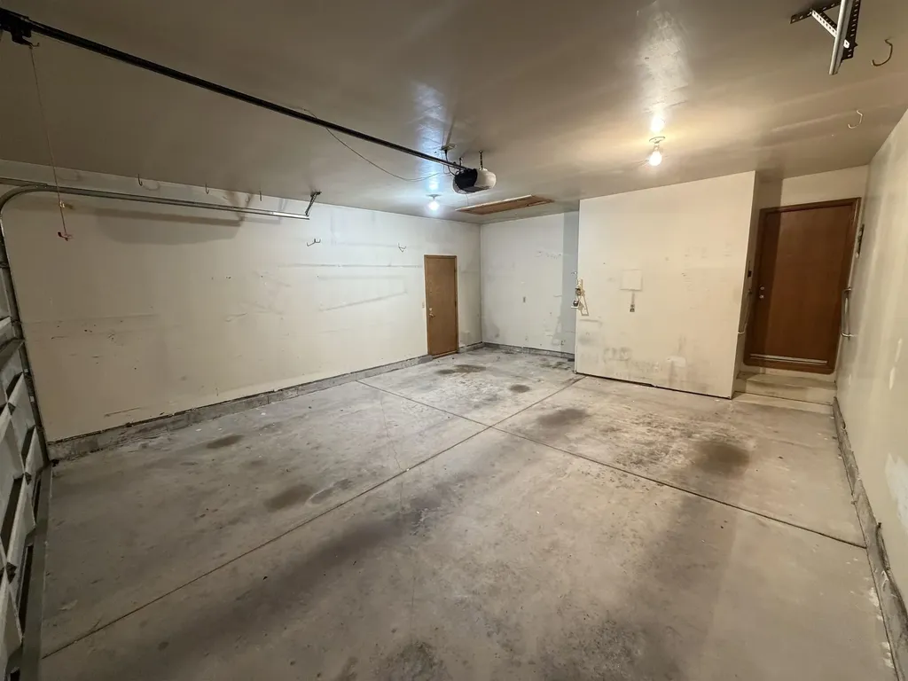 2750 N Rushwood Street Wichita KS 67226